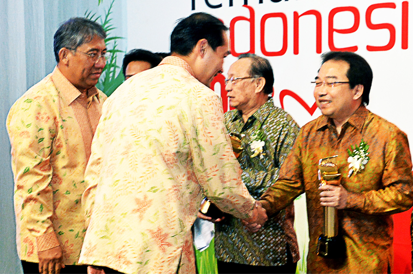 Extraordinary Performance – Primaniyarta Award 2014